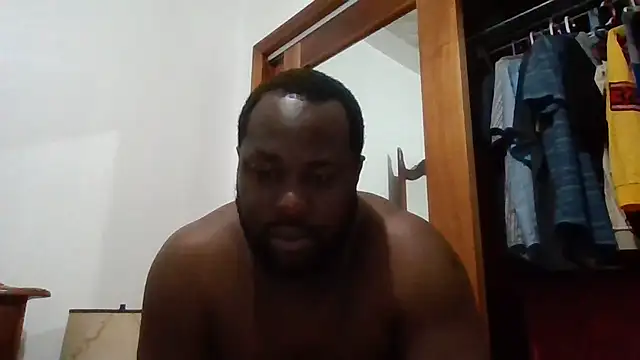 Snapshot of Bighood_T chatting on 9, 10, 2025 Bighood T online show from 9, 10, 2025