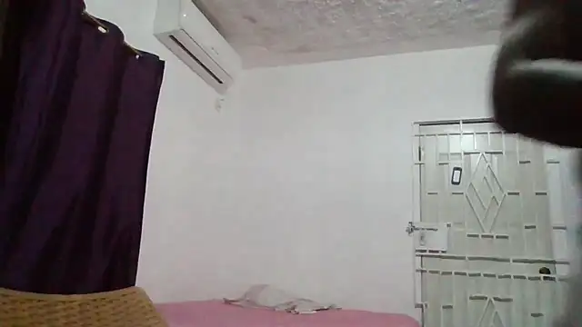 Snapshot of Bighood_T chatting on 16, 10, 2025 Bighood T online show from 16, 10, 2025