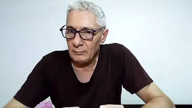 BIGUNCUTHARDCOCK online show from 19, 4, 2026