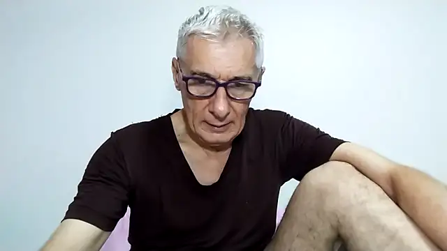 BIGUNCUTHARDCOCK online show from 23, 4, 2026