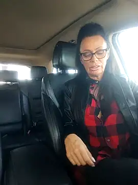 Misses-Cougar online show from 19, 3, 2025