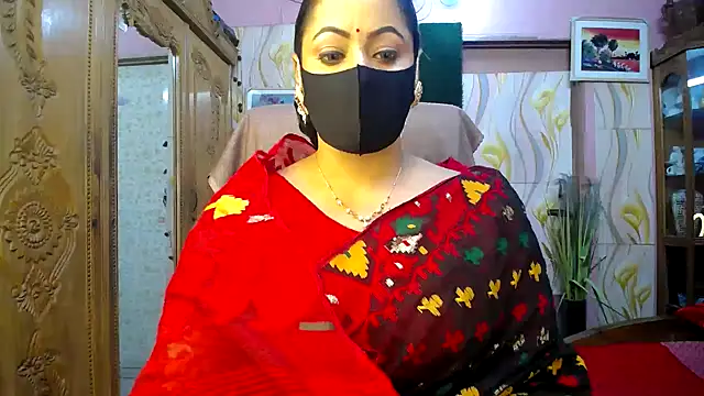 Snapshot of SohanaSabaSexy chatting on 13, 9, 2025 SohanaSabaSexy online show from 13, 9, 2025