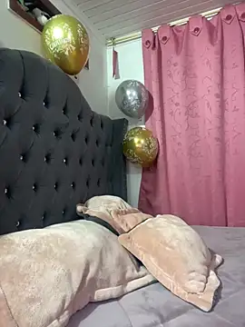 CristalGmez online show from 13, 9, 2025