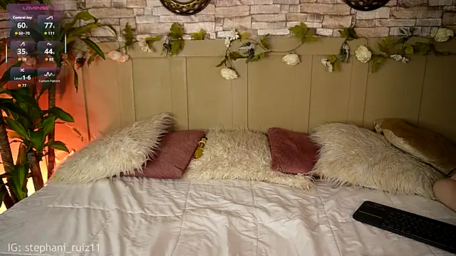 Snapshot of RossemaryRain chatting on 16, 12, 2025 RossemaryRain online show from 16, 12, 2025