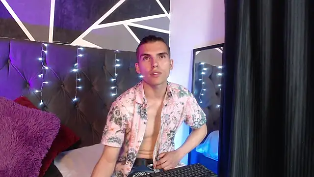  Tattoo Couple online show from 13, 1, 2025