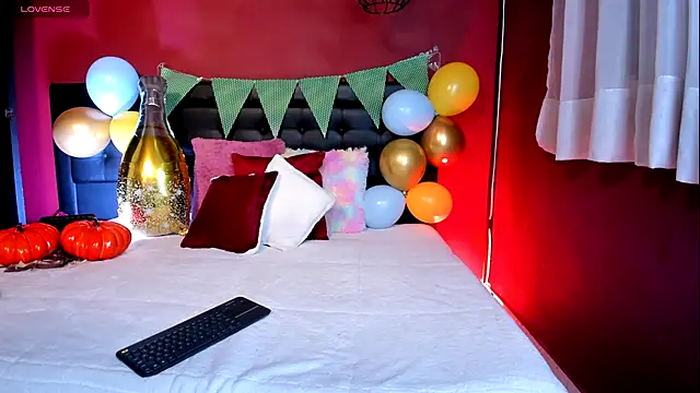  Tattoo Couple online show from 28, 9, 2025