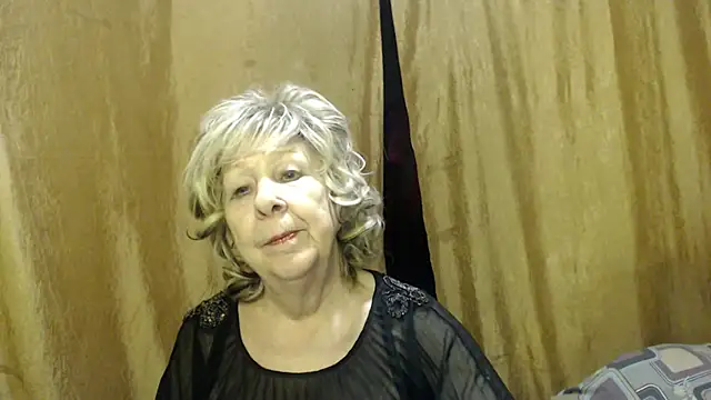 Snapshot of _Estelitta_5 chatting on 23, 12, 2024 Estelitta 5 online show from 23, 12, 2024