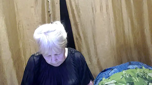 Snapshot of _Estelitta_5 chatting on 6, 2, 2025 Estelitta 5 online show from 6, 2, 2025