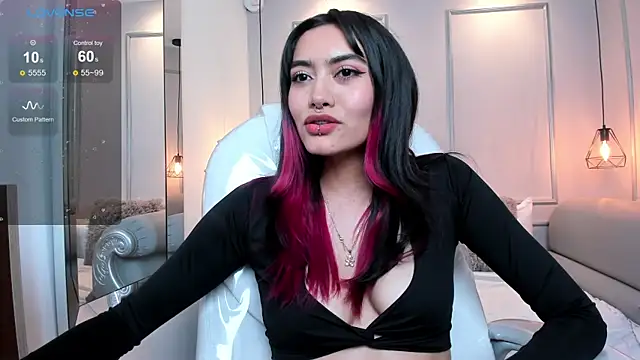 AzuraKindong online show from 4, 2, 2025