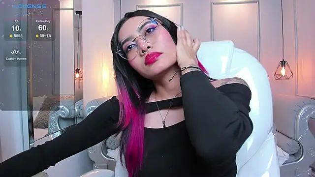 AzuraKindong online show from 7, 3, 2025