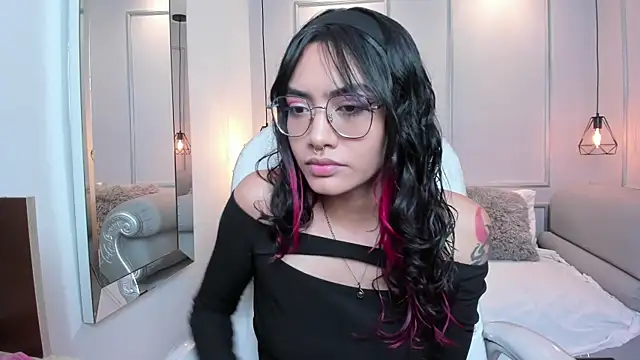 AzuraKindong online show from 21, 3, 2025