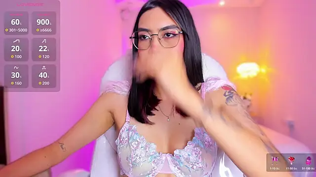 AzuraKindong online show from 14, 4, 2026