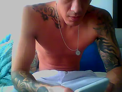 Skater29xx2 online show from 20, 1, 2025