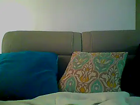 Skater29xx2 online show from 5, 3, 2025