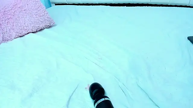 sophiia grey 1 online show from 16, 2, 2025