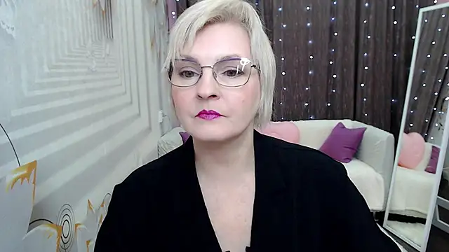 Snapshot of BlondeBrilliant7 chatting on 21, 1, 2025 BlondeBrilliant7 online show from 21, 1, 2025