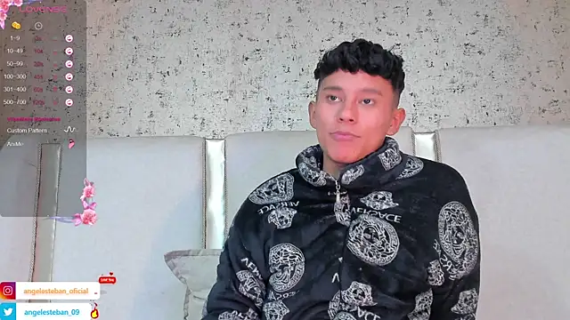 Snapshot of Angel_esteban_fx chatting on 7, 3, 2025 Angel esteban fx online show from 7, 3, 2025