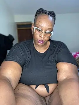 MsWhiteChocolatte online show from 6, 7, 2026