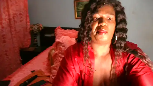 Snapshot of TALLNSEXY48 chatting on 4, 11, 2025 TALLNSEXY48 online show from 4, 11, 2025