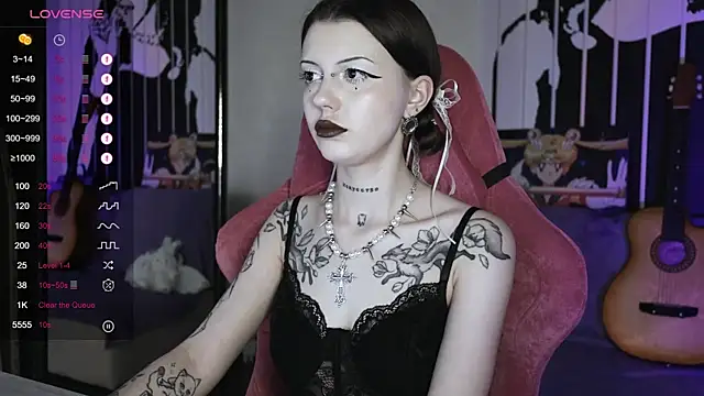 prettybones online show from 27, 12, 2024