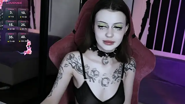 prettybones online show from 9, 9, 2025