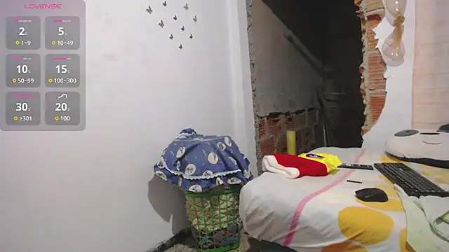 Stepmom slut 50 online show from 24, 12, 2024