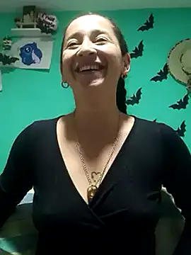 emilypoppy3 online show from 13, 2, 2025