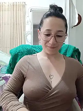 emilypoppy3 online show from 30, 5, 2026