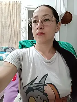 emilypoppy3 online show from 9, 6, 2026