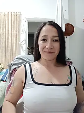 emilypoppy3 online show from 14, 6, 2026