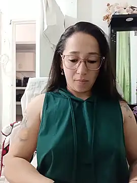 emilypoppy3 online show from 19, 6, 2026