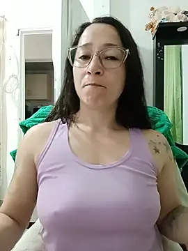emilypoppy3 online show from 10, 7, 2026