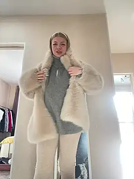 Snapshot of NewLale chatting on 12, 2, 2025 NewLale online show from 12, 2, 2025