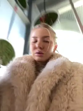 Snapshot of NewLale chatting on 16, 3, 2025 NewLale online show from 16, 3, 2025