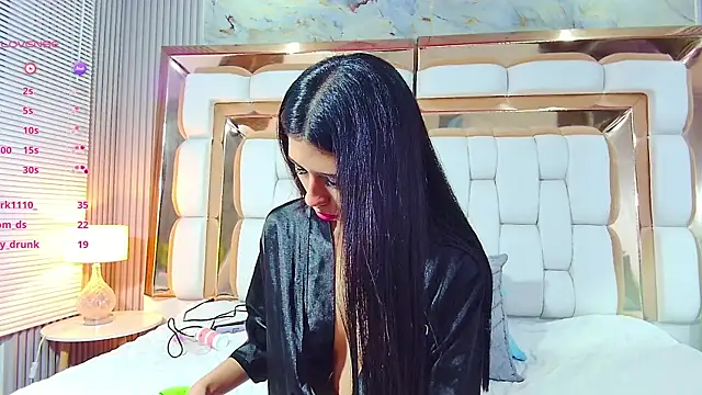 Snapshot of daddys_little_princesss chatting on 5, 2, 2025 daddys little princesss online show from 5, 2, 2025