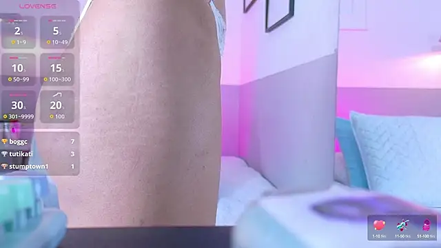 Snapshot of daddys_little_princesss chatting on 16, 10, 2025 daddys little princesss online show from 16, 10, 2025