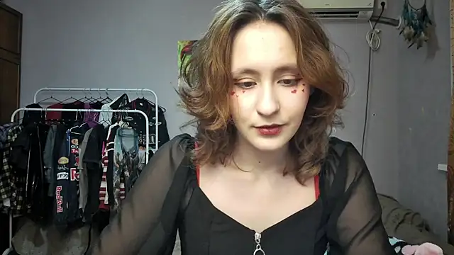 JoannaTompson online show from 23, 2, 2025