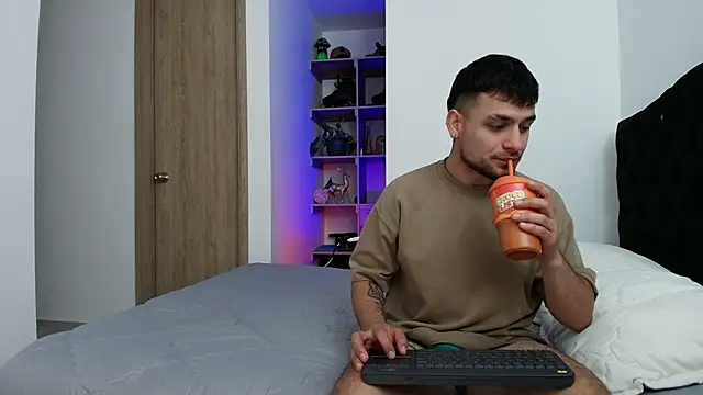 Aron-santoro online show from 26, 2, 2026