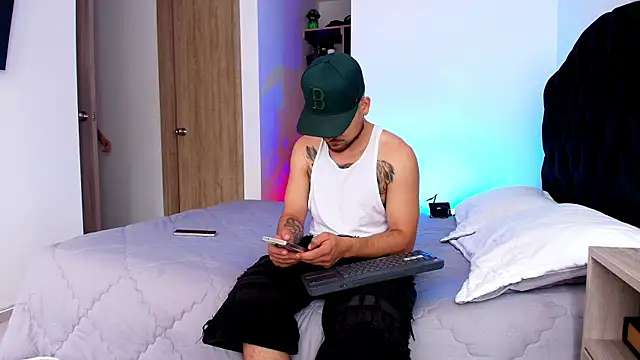 Aron-santoro online show from 9, 7, 2026