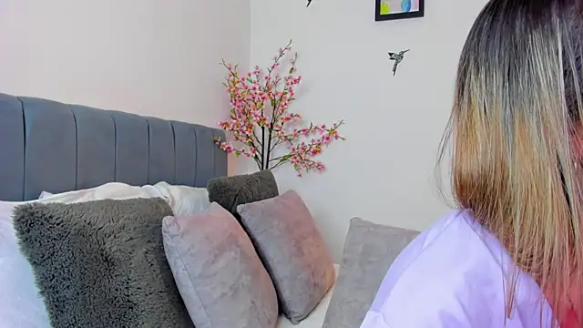 im sarah34 online show from 18, 1, 2025