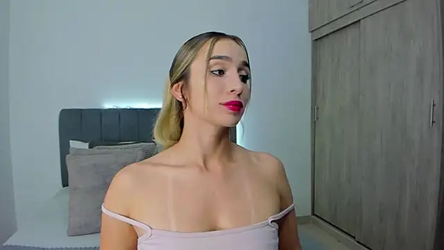 im sarah34 online show from 12, 6, 2026