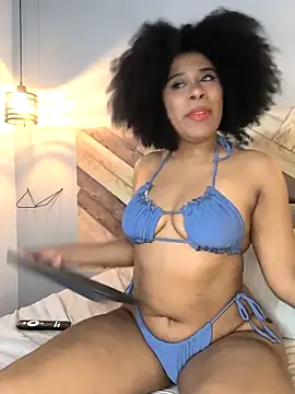 Snapshot of EmmilyBrant chatting on 21, 9, 2025 EmmilyBrant online show from 21, 9, 2025