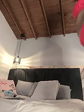 EmmilyBrant online show from 18, 2, 2026