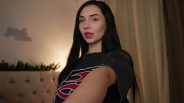 Snapshot of LindaWarners chatting on 7, 3, 2025 LindaWarners online show from 7, 3, 2025