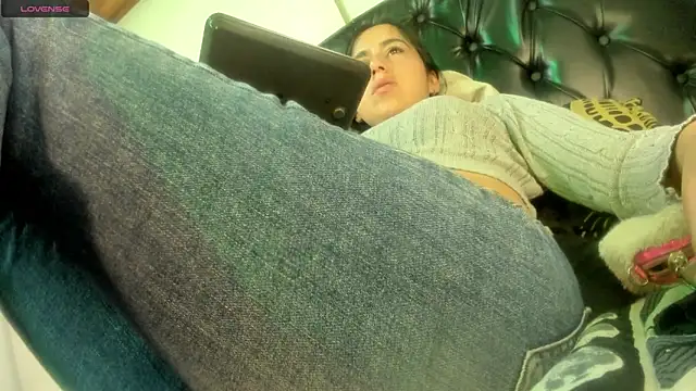 Miss18taylor online show from 30, 11, 2025