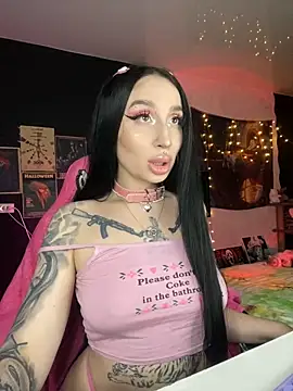 Molly  Moon online show from 10, 12, 2024