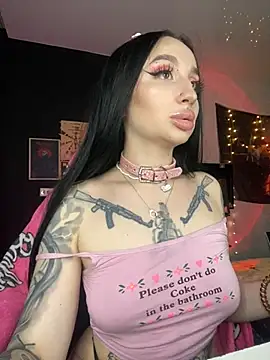 Molly  Moon online show from 11, 12, 2024