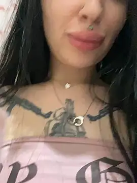 Molly  Moon online show from 20, 2, 2025