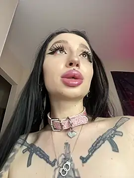 Molly  Moon online show from 27, 4, 2026