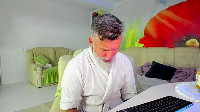 Snapshot of BlowMyXXL chatting on 8, 1, 2026 BlowMyXXL online show from 8, 1, 2026